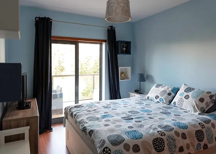 The Cosy Vilarosa Near The Apartment *