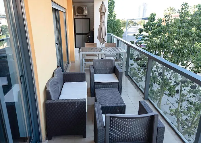 The Cosy Vilarosa Near The