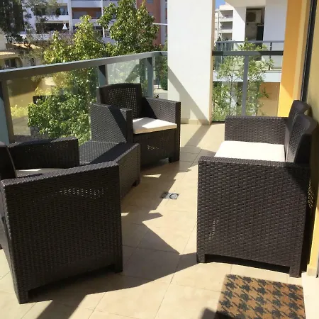 The Cosy Vilarosa Near The Апартаменти